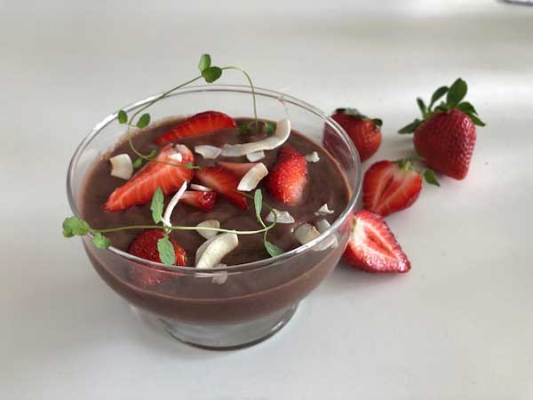 Chokladpudding_slanka_jordgubbar