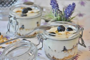 Blåbär-havrecrunch-grekisk-yoghurt