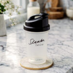 Slanka Shaker, Svart